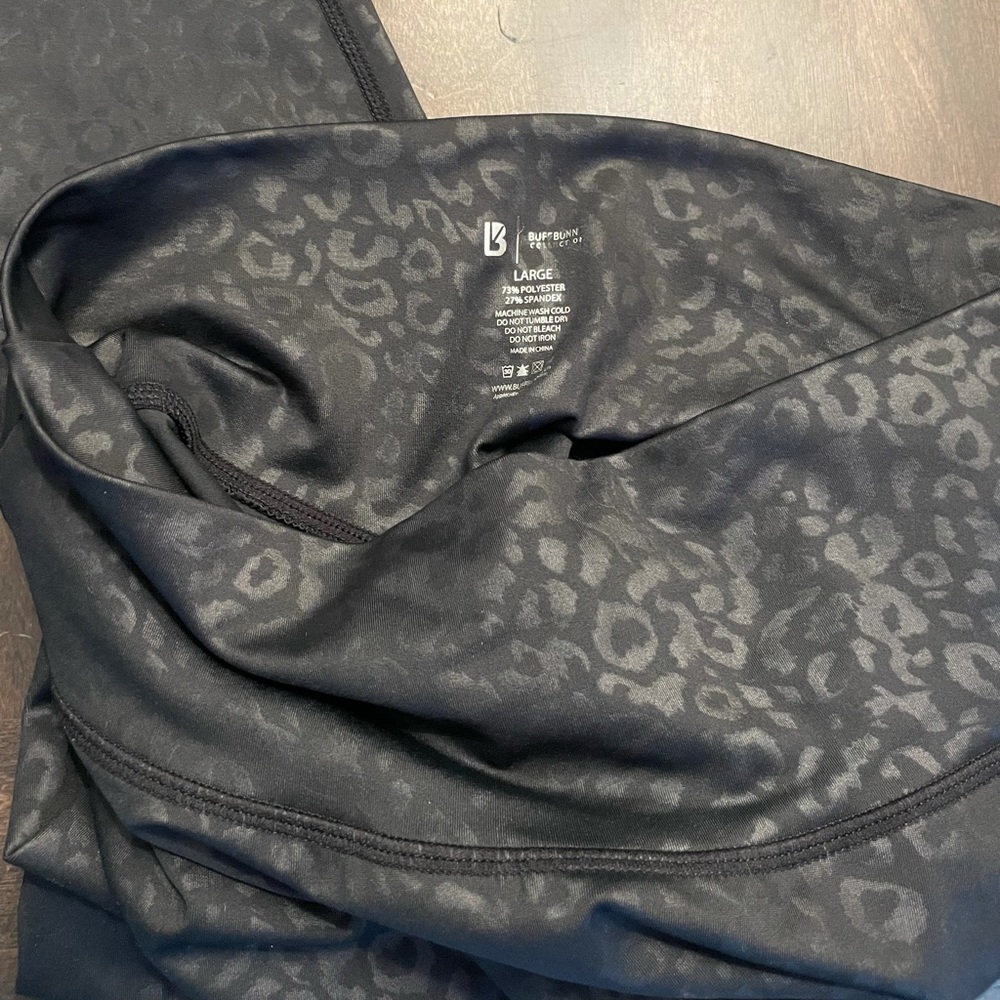 Buffbunny Rebel leggings in Large EEEUC